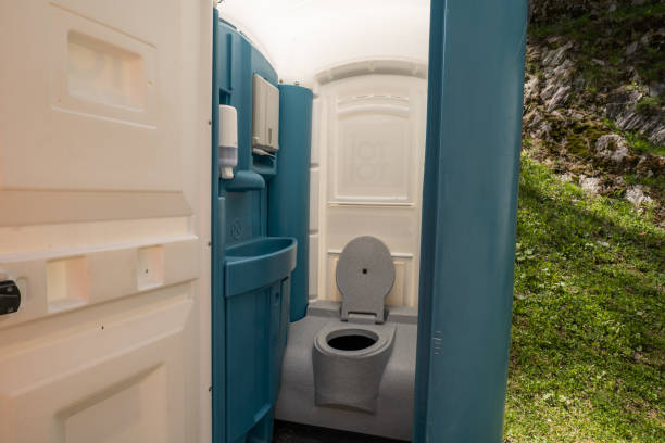 Best Construction site porta potty rental  in Wedgefield, SC